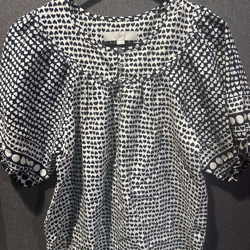 LOFT Monochrome Heart Pattern Blouse